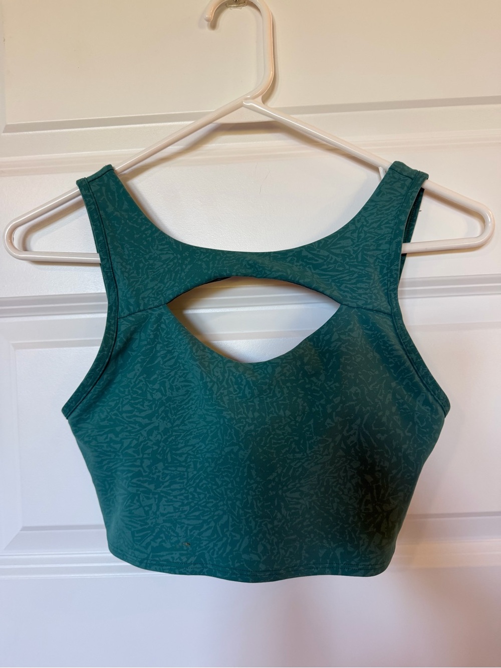 Lululemon Women's Teal Cutout Crop Tank Top